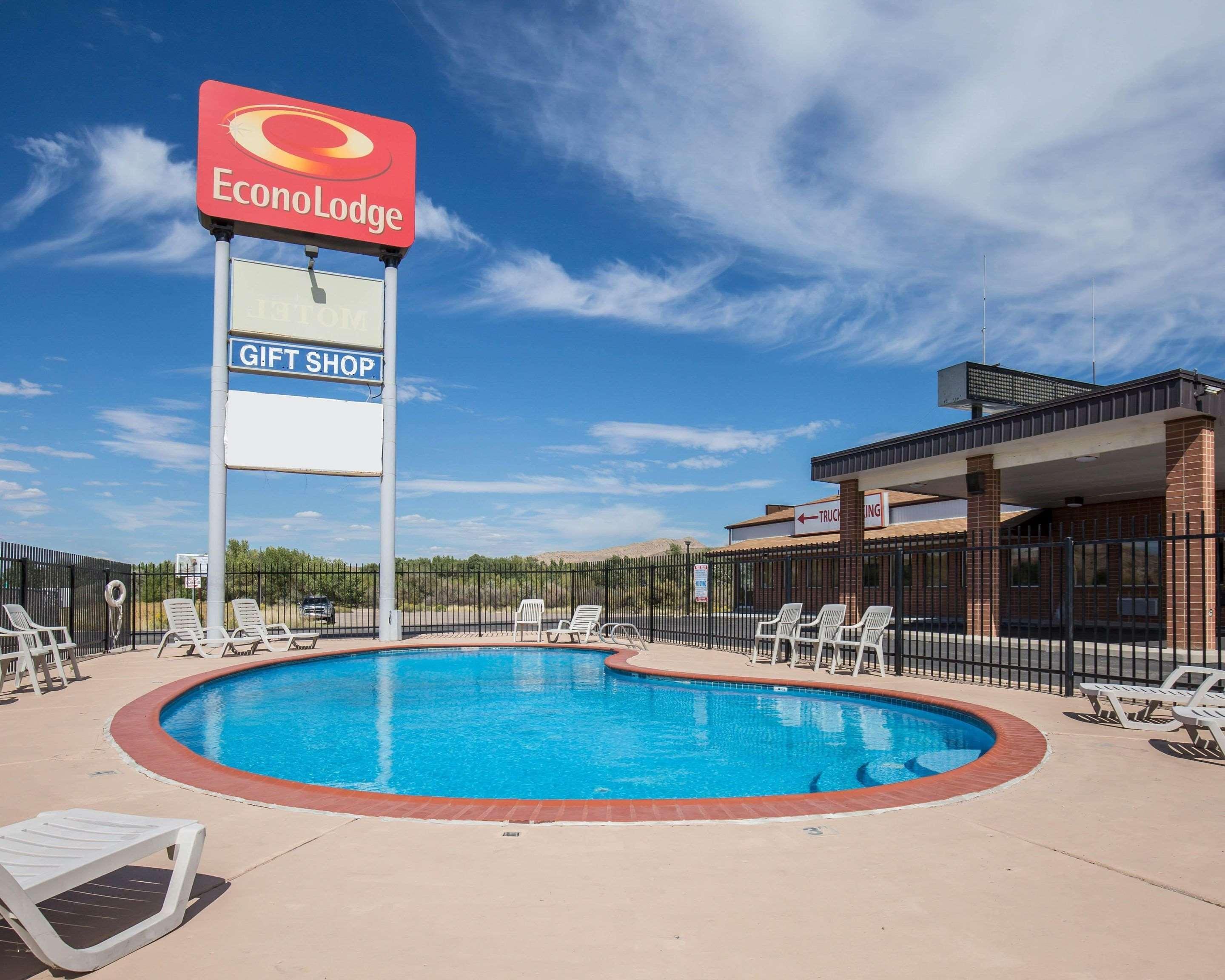 Econo Lodge Salina Scenic Route 89 & I-70 Exterior photo